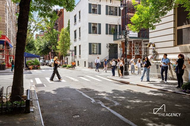 104-106 Bedford Street 5a6ab, New York City, NY 10014