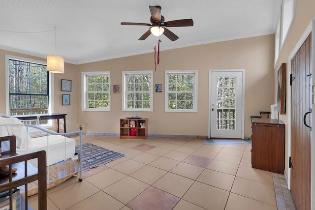 701 Gudger Rd, Sewanee, TN 37375