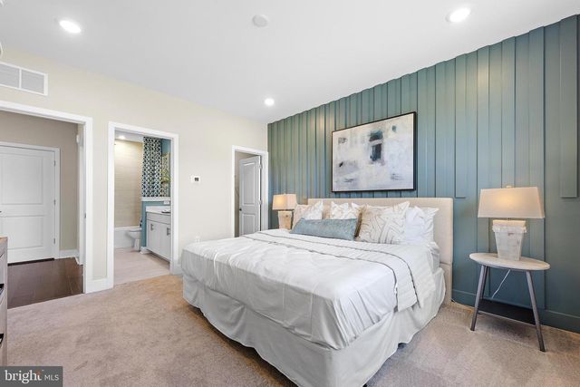 236 CORA BERGEN, Titusville, NJ 08560