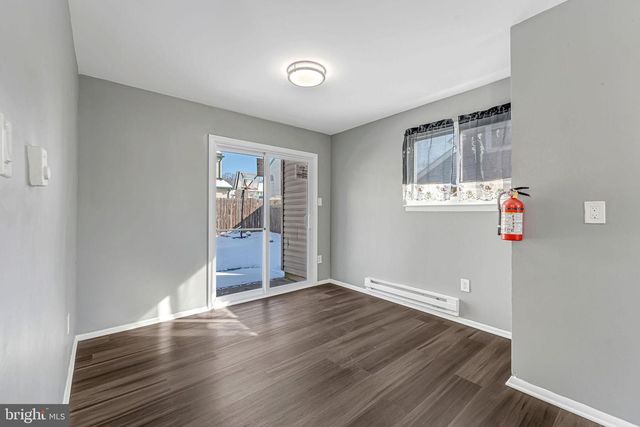 51 NOBLE RD, Sicklerville, NJ 08081