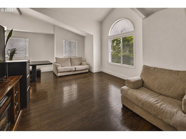 2448 Nw NORWOOD St, Camas, WA 98607
