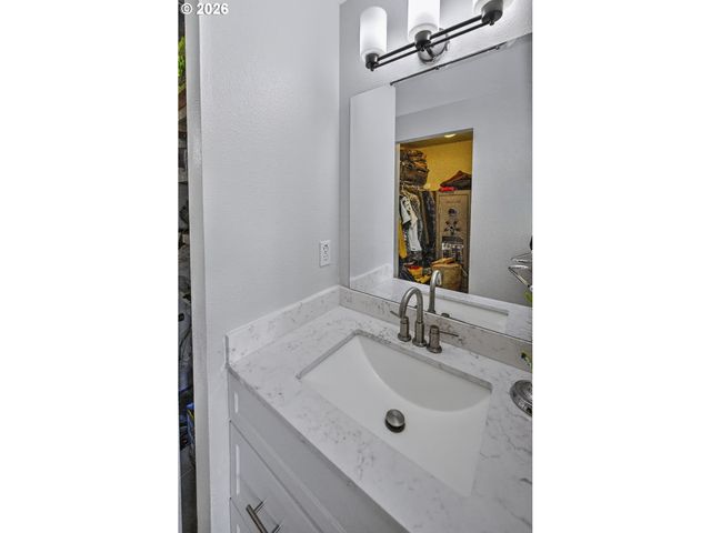 2448 Nw NORWOOD St, Camas, WA 98607