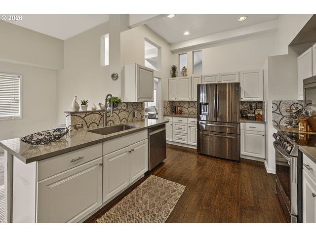 2448 Nw NORWOOD St, Camas, WA 98607