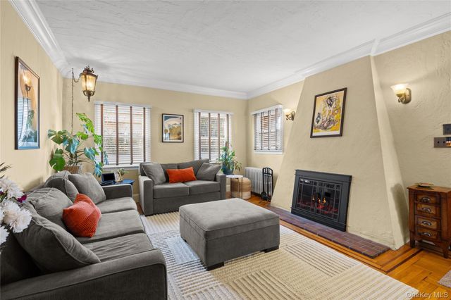 140 Frankel Boulevard, Merrick, NY 11566