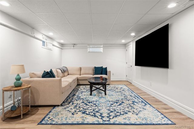 140 Frankel Boulevard, Merrick, NY 11566