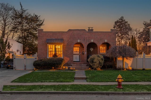 140 Frankel Boulevard, Merrick, NY 11566