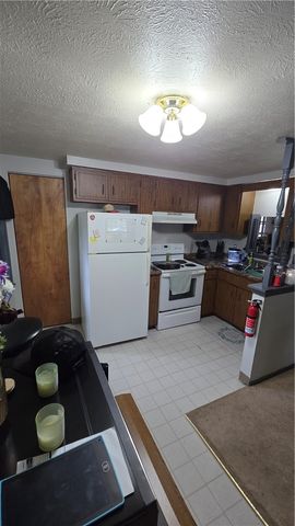 125 Freeport St, Delmont, PA 15626