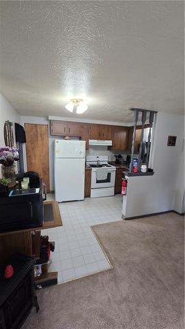 125 Freeport St, Delmont, PA 15626
