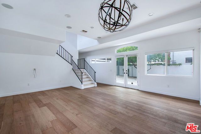 14828 Morrison Street, Sherman Oaks, CA 91403