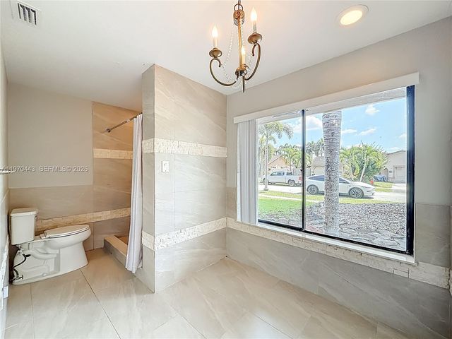 4241 NW 74th Avenue, Lauderhill, FL 33319