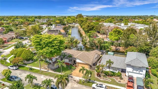 4241 NW 74th Avenue, Lauderhill, FL 33319
