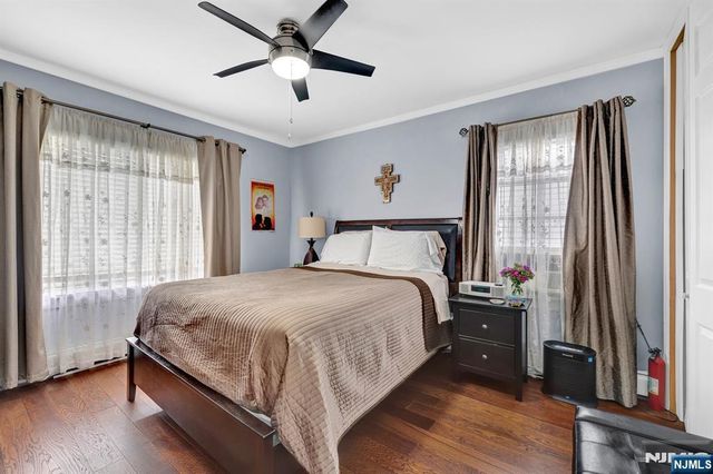 60 Vanderburgh Avenue, Rutherford, NJ 07070