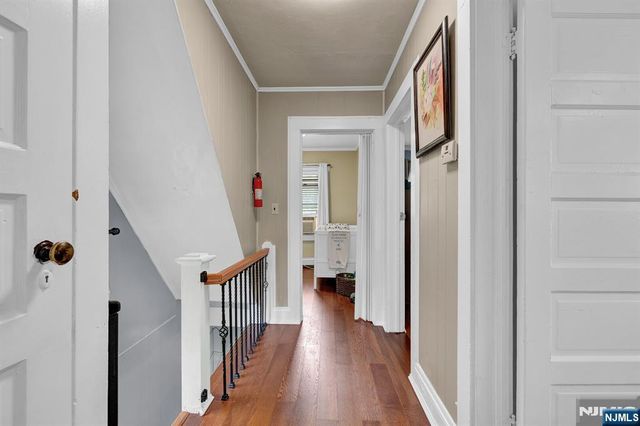 60 Vanderburgh Avenue, Rutherford, NJ 07070