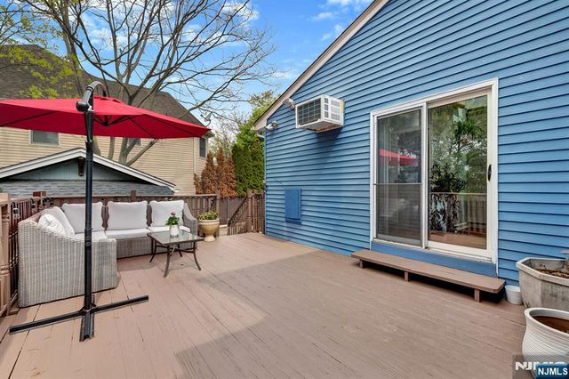 60 Vanderburgh Avenue, Rutherford, NJ 07070