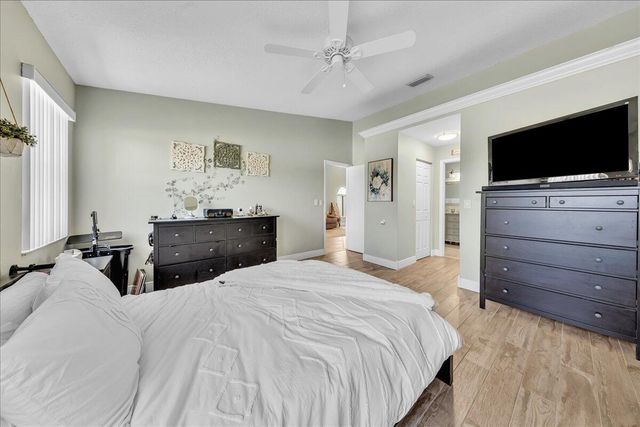 10003 NW 83rd Street 4, Tamarac, FL 33321