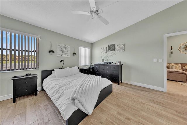 10003 NW 83rd Street 4, Tamarac, FL 33321