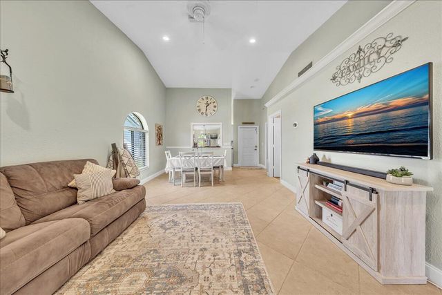 10003 NW 83rd Street 4, Tamarac, FL 33321