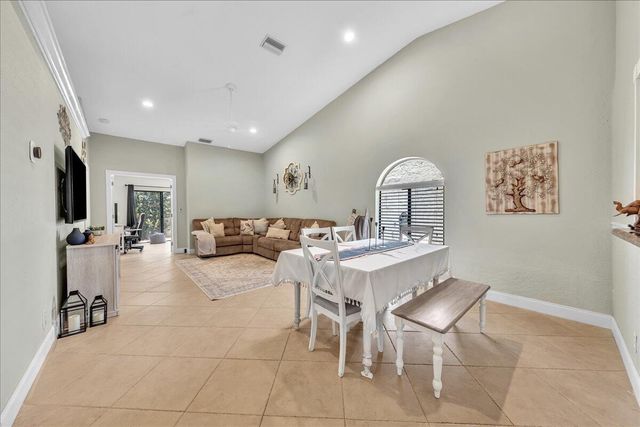 10003 NW 83rd Street 4, Tamarac, FL 33321