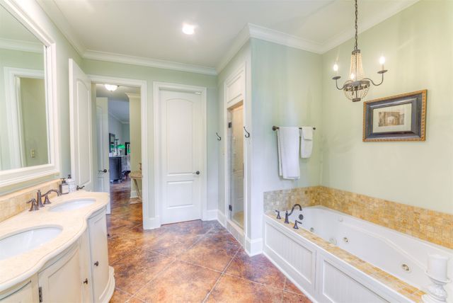 255 S REMBERT ST, Memphis, TN 38104