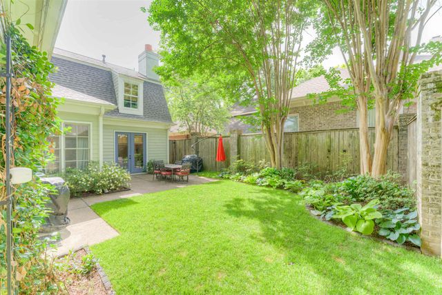 255 S REMBERT ST, Memphis, TN 38104
