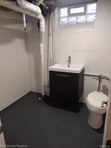 17348 Hilton Street, Southfield, MI 48075