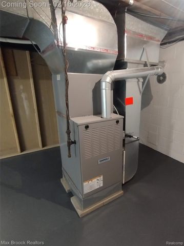 17348 Hilton Street, Southfield, MI 48075