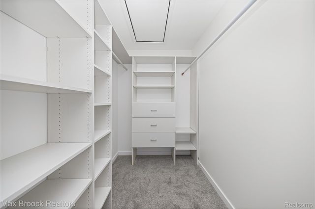 17348 Hilton Street, Southfield, MI 48075