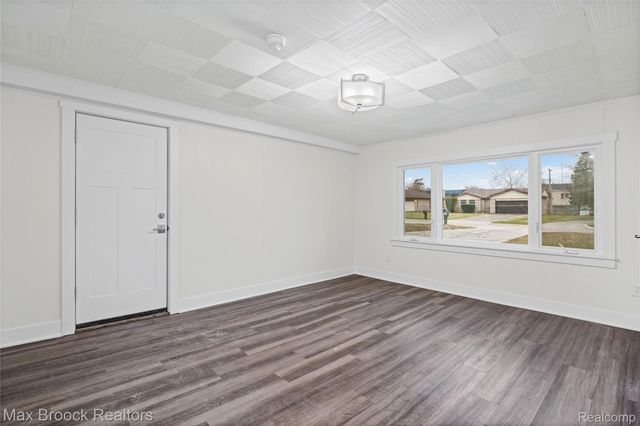 17348 Hilton Street, Southfield, MI 48075