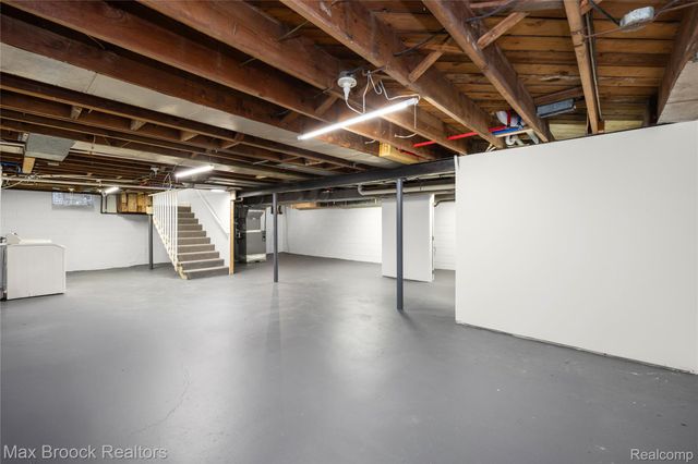 17348 Hilton Street, Southfield, MI 48075