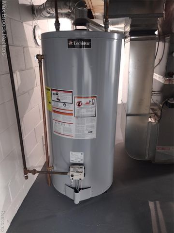 17348 Hilton Street, Southfield, MI 48075