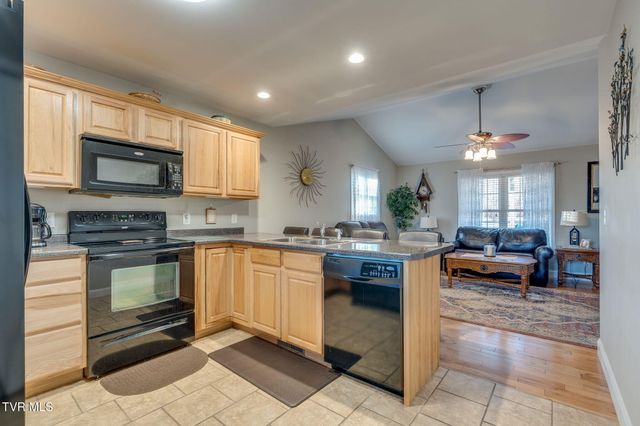 205 Dawn Drive 6, Elizabethton, TN 37643