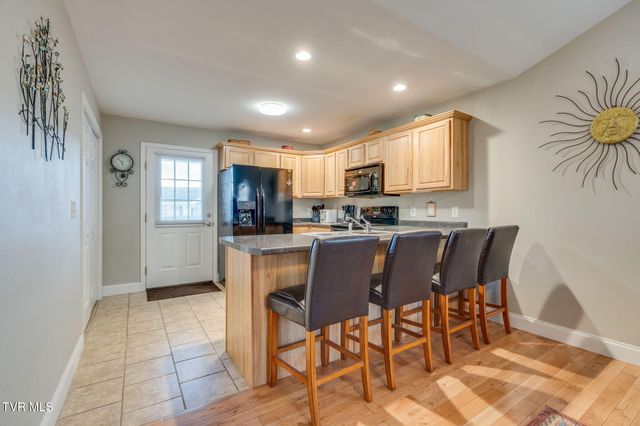 205 Dawn Drive 6, Elizabethton, TN 37643