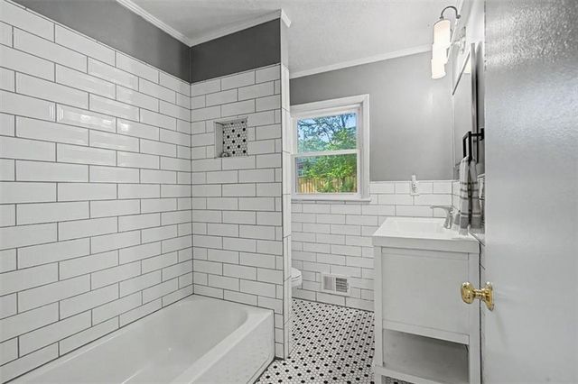 3487 Bowling Green Way, Atlanta, GA 30340