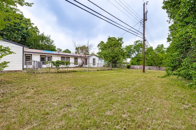 116 Vandenburg Drive, Denison, TX 75020