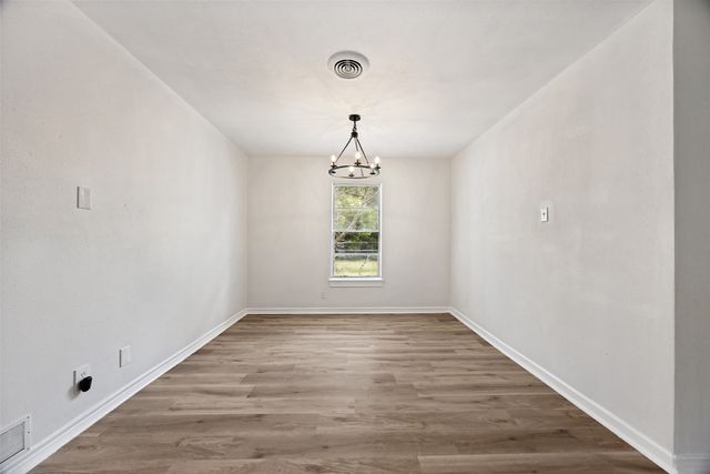 116 Vandenburg Drive, Denison, TX 75020