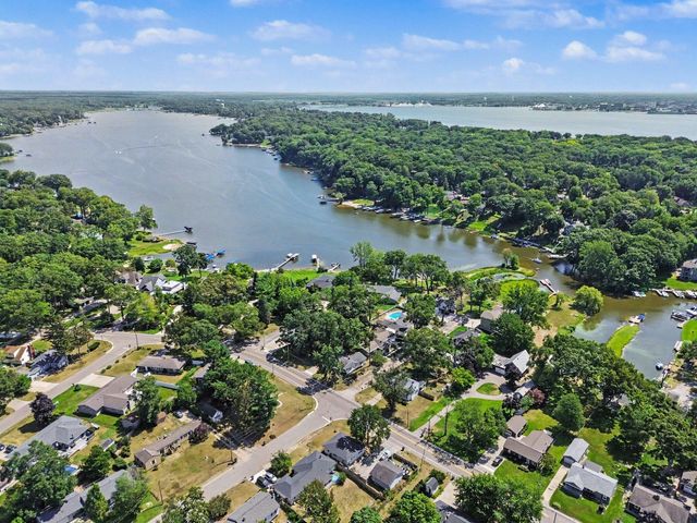 506 Bear Lake Road, North Muskegon, MI 49445