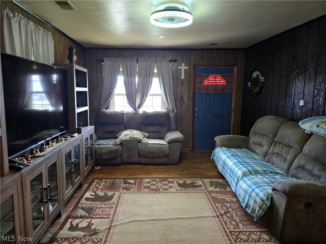 4815 4th Avenue, Parkersburg, WV 26101