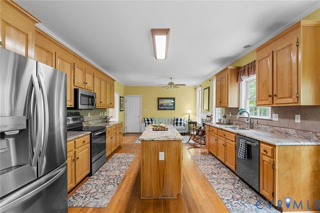8300 Shagreen Ct, Chesterfield, VA 23838