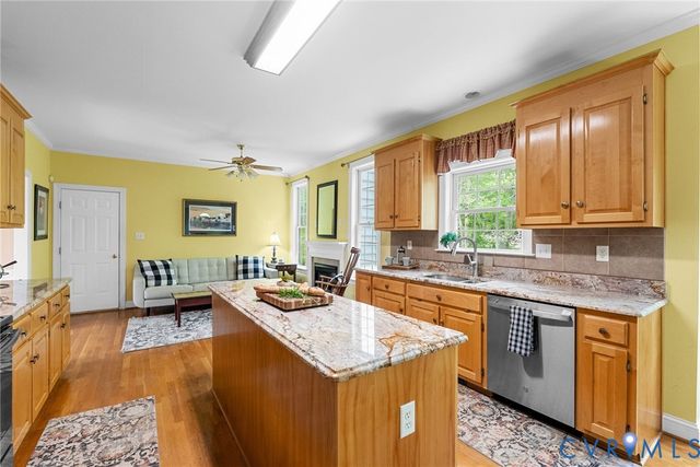 8300 Shagreen Ct, Chesterfield, VA 23838