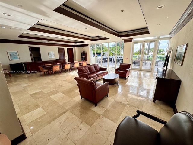 8925 Collins Ave 9G, Surfside, FL 33154