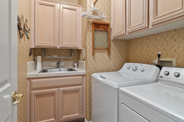 1663 Alex Way, Turlock, CA 95382