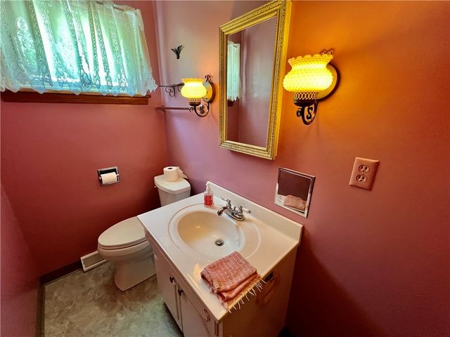 169 Old Route 19, Scott Twp, PA 16101
