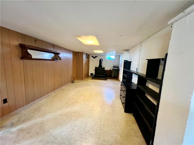 169 Old Route 19, Scott Twp, PA 16101