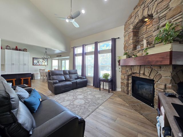2002 S CHELEMES WAY, Clearfield, UT 84015