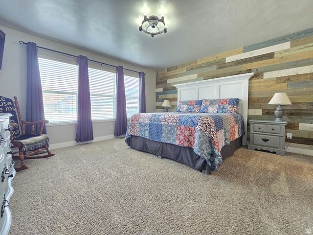 2002 S CHELEMES WAY, Clearfield, UT 84015