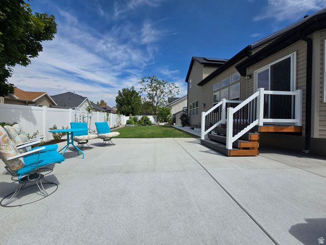 2002 S CHELEMES WAY, Clearfield, UT 84015