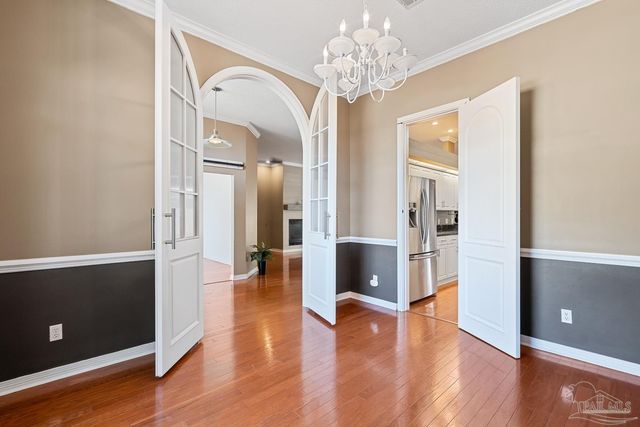 3377 Crestview Ln, Gulf Breeze, FL 32563