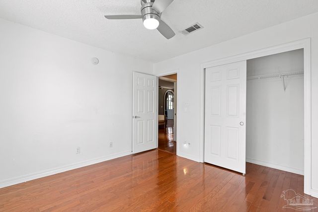 3377 Crestview Ln, Gulf Breeze, FL 32563