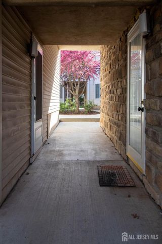 1025 Schmidt Lane, North Brunswick, NJ 08902