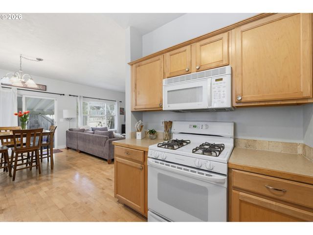 3625 KENDRA St, Eugene, OR 97404